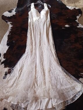 New Wedding Dress Ivory Lace & Beaded Bridal Gown with Feathered Skirt